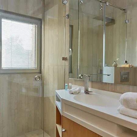Villa Premium Seaview Gg With Private Pool, Sauna And Gym