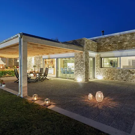 Villa Premium Seaview Gg With Private Pool, Sauna And Gym