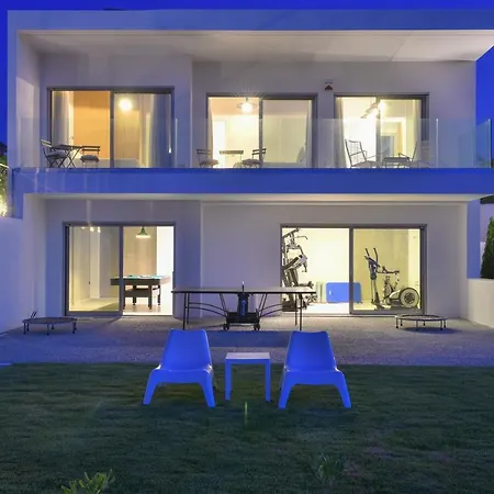 Premium Seaview Gg With Private Pool, Sauna And Gym